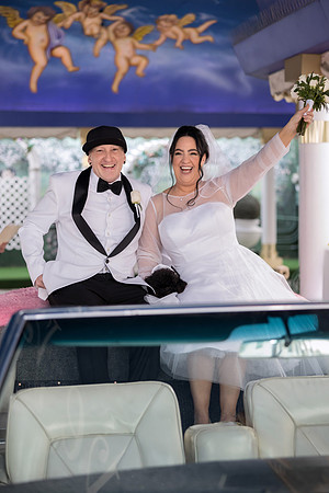 Tunnel of Love Wedding & Vow Renewal Photography | Las Vegas