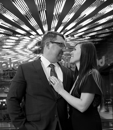 Las Vegas Anniversary Photo Shoots | Romantic Couple Photography