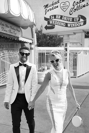 Tunnel of Love Wedding & Vow Renewal Photography | Las Vegas