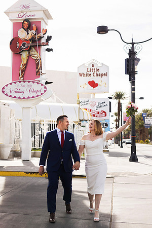 Tunnel of Love Wedding & Vow Renewal Photography | Las Vegas