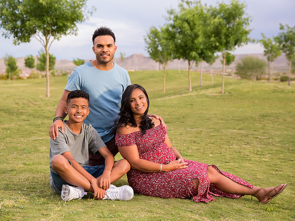 Las Vegas Family Photo Shoots | Professional Family Photography