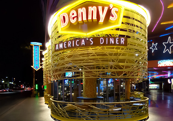 Denny’s Wedding & Elopement Photography | Downtown Las Vegas