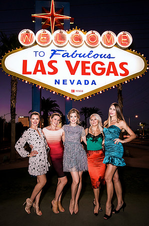 Vegas Sign Chauffeured Bachelorette Photo Shoot | Las Vegas Strip