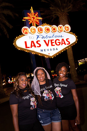Vegas Sign Chauffeured Bachelorette Photo Shoot | Las Vegas Strip