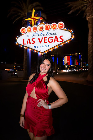 Vegas Sign Chauffeured Bachelorette Photo Shoot | Las Vegas Strip