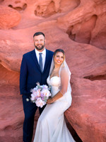 Valley of Fire Photo Shoots | Couples, Families, Seniors & Weddings