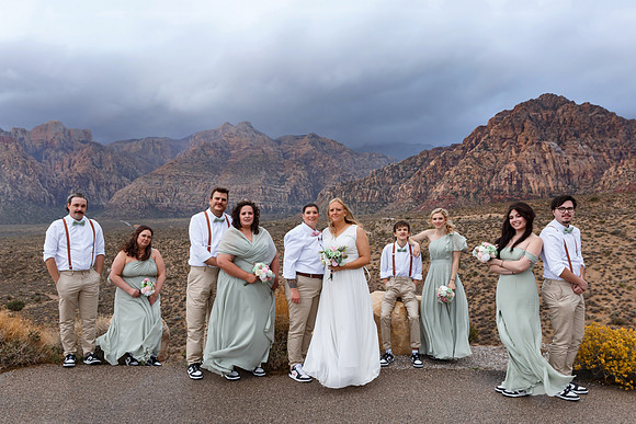 Red Rock Canyon Elopement & Wedding Photography | Las Vegas