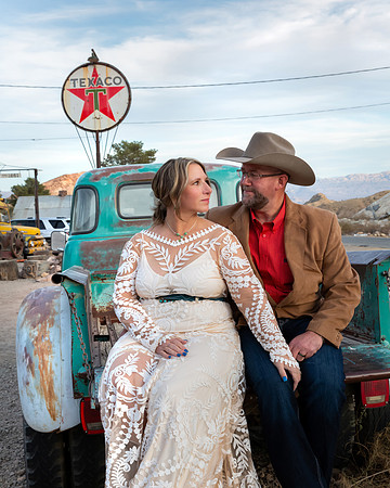 Nelson Ghost Town Photo Shoots | Couples, Families & Engagements | Nevada