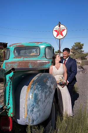 Nelson Ghost Town Photo Shoots | Couples, Families & Engagements | Nevada