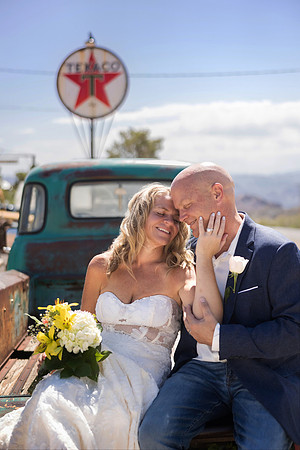 Nelson Ghost Town Photo Shoots | Couples, Families & Engagements | Nevada