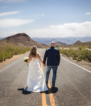 Nelson Ghost Town Photo Shoots | Couples, Families & Engagements | Nevada