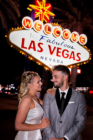 Cosmopolitan Balcony Wedding, Elopement & Vow Renewal | Las Vegas