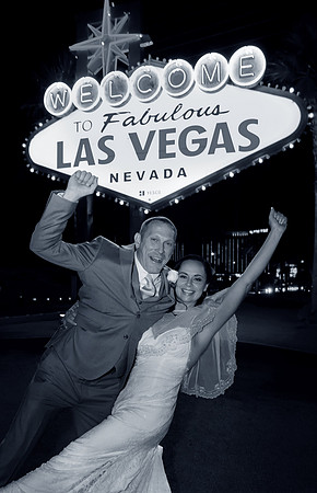 Cosmopolitan Balcony Wedding, Elopement & Vow Renewal | Las Vegas