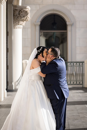 Venetian Archway Wedding, Elopement & Vow Renewal | Las Vegas Strip