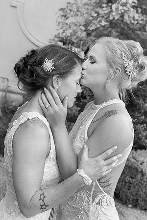 Las Vegas LGBTQ+ Wedding Photography | Gay-Friendly Wedding Photographer