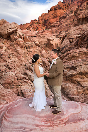 Red Rock Canyon Photo Shoots | Las Vegas Desert Photography