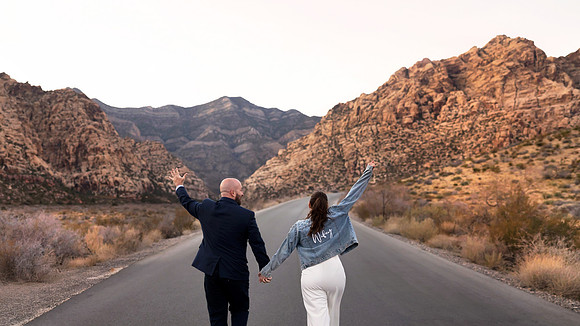 Red Rock Canyon Photo Shoots | Las Vegas Desert Photography