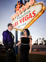 Welcome to Fabulous Las Vegas Sign Chauffeured Photo Shoot