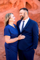Valley of Fire Photo Shoots | Couples, Families, Seniors & Weddings