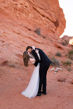 Valley of Fire Weddings & Elopements