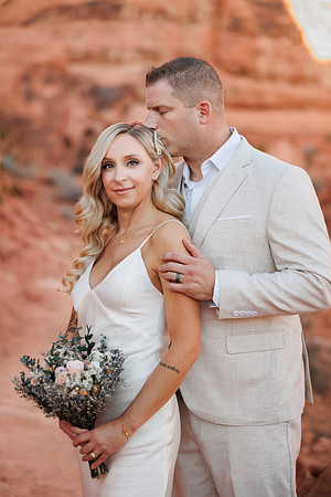 Valley of Fire Weddings & Elopements