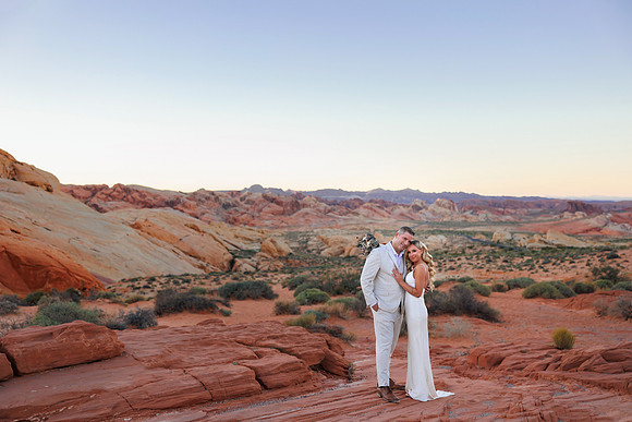 Valley of Fire Weddings & Elopements
