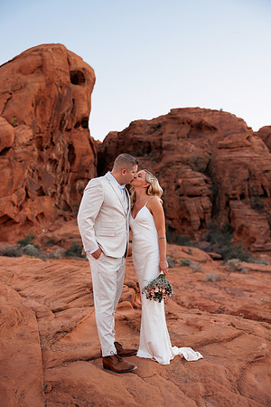 Valley of Fire Weddings & Elopements