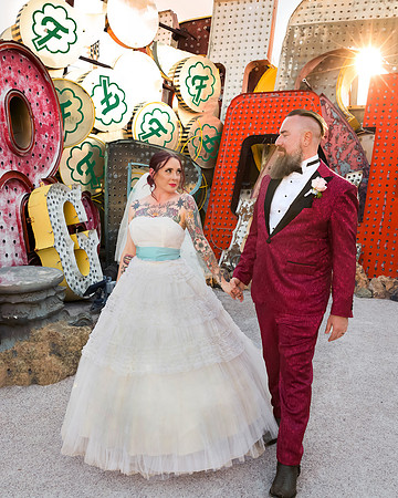 Neon Museum Wedding Photography | Las Vegas Boneyard Weddings