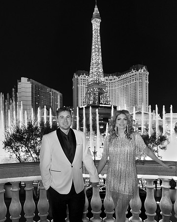 Las Vegas Anniversary Photo Shoots | Romantic Couple Photography