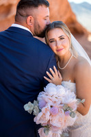 Valley of Fire Photo Shoots | Couples, Families, Seniors & Weddings