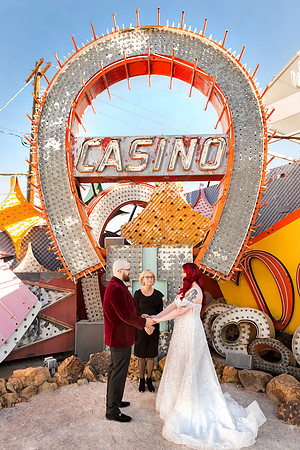 Neon Museum Wedding Photography | Las Vegas Boneyard Weddings