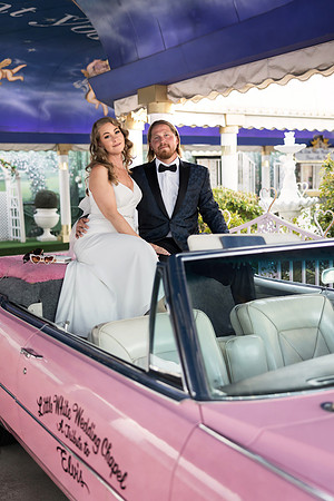 Little White Chapel Wedding & Vow Renewal Photography | Las Vegas