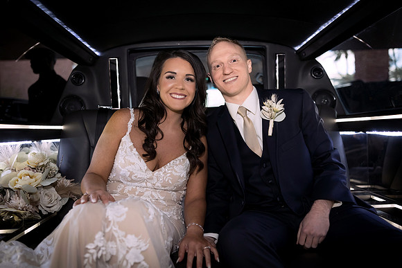 Red Rock Canyon Elopement & Wedding Photography | Las Vegas