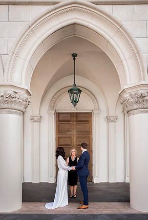 Venetian Archway Wedding, Elopement & Vow Renewal | Las Vegas Strip