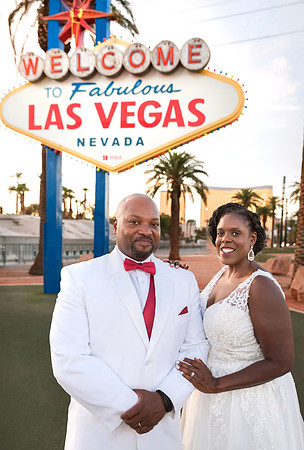 Vow Renewal Photography | Las Vegas Strip & Ceremony Options