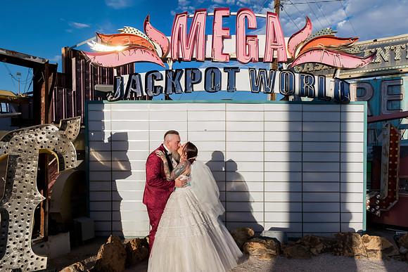Neon Museum Wedding Photography | Las Vegas Boneyard Weddings