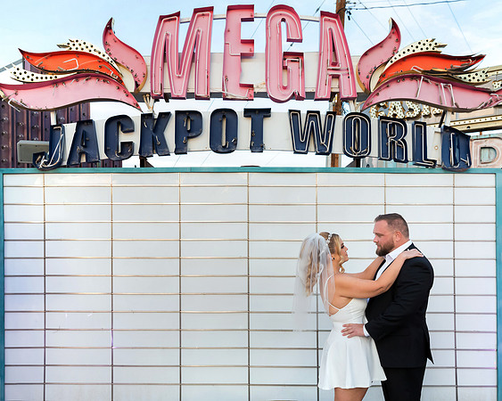 Neon Museum Wedding Photography | Las Vegas Boneyard Weddings