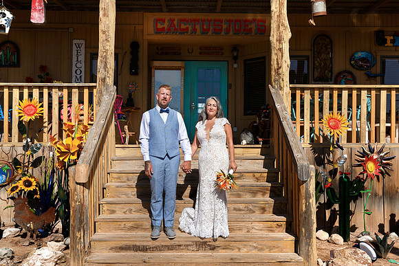 Cactus Joe’s Elopement & Wedding Photography | Las Vegas