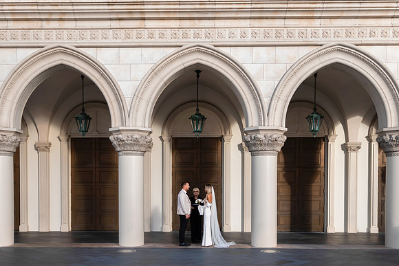 Venetian Archway Wedding, Elopement & Vow Renewal | Las Vegas Strip