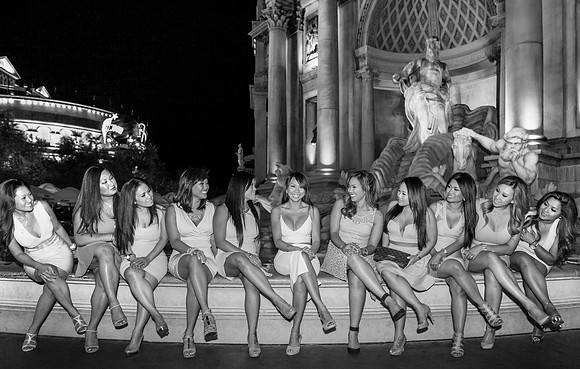 North Strip Bachelorette Photo Shoot | Venetian & Caesars Palace