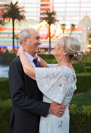 Vow Renewal Photography | Las Vegas Strip & Ceremony Options