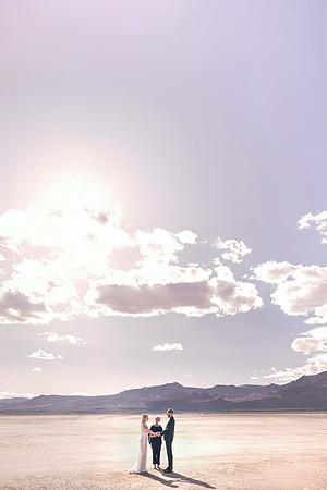 Dry Lake Bed & Desert Wedding, Elopement & Vow Renewal | Las Vegas