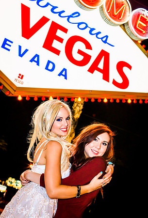 Las Vegas Sign Bachelorette & Birthday Photo Shoot