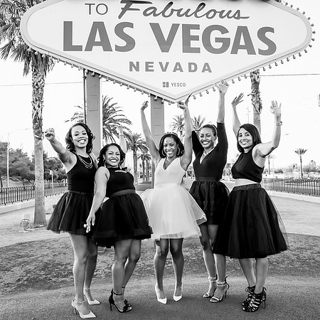 Las Vegas Sign Bachelorette & Birthday Photo Shoot