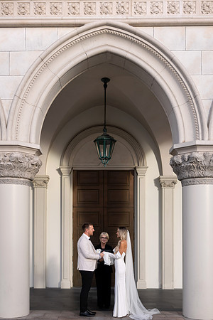 Venetian Archway Wedding, Elopement & Vow Renewal | Las Vegas Strip