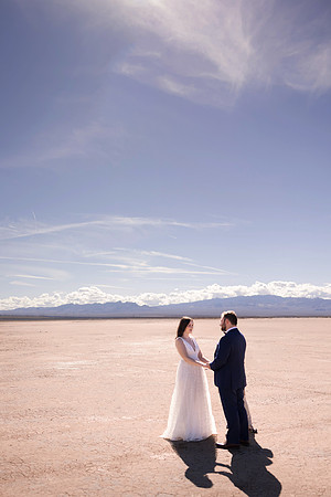 Dry Lake Bed & Desert Wedding, Elopement & Vow Renewal | Las Vegas