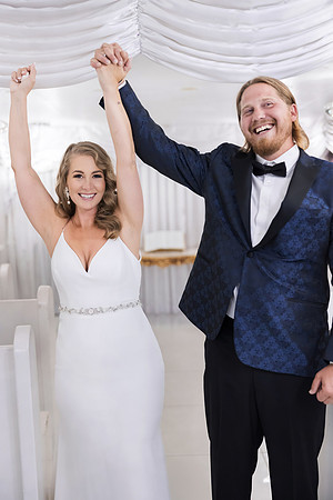 Little White Chapel Wedding & Vow Renewal Photography | Las Vegas