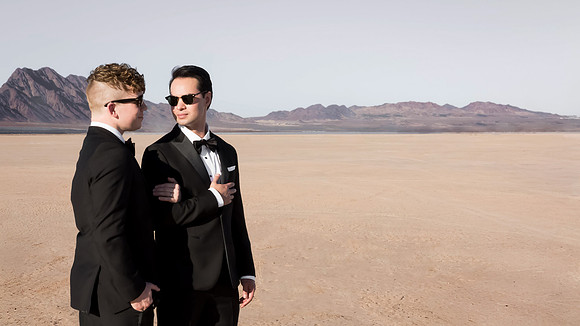 Dry Lake Bed & Desert Wedding, Elopement & Vow Renewal | Las Vegas