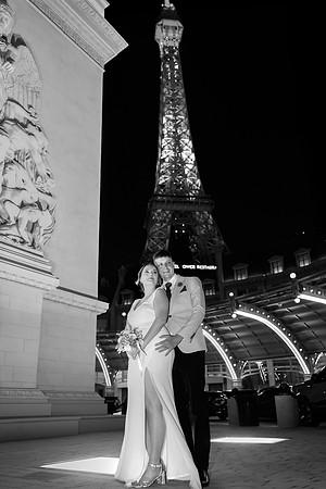 Paris Las Vegas Chauffeured Photo Shoot | Eiffel Tower