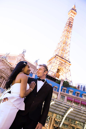 Paris Las Vegas Chauffeured Photo Shoot | Eiffel Tower